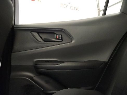 Used 2026 Toyota Prius LE image 36