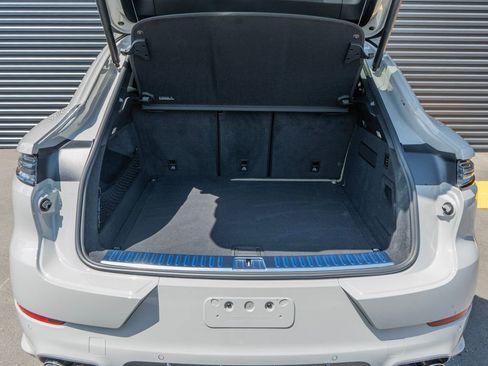 New 2026 Porsche Cayenne S AWD/4WD image 35