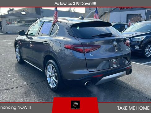 Used 2018 Alfa Romeo Stelvio Ti image 3