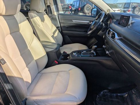 Used 2019 MAZDA CX-5 Touring image 27