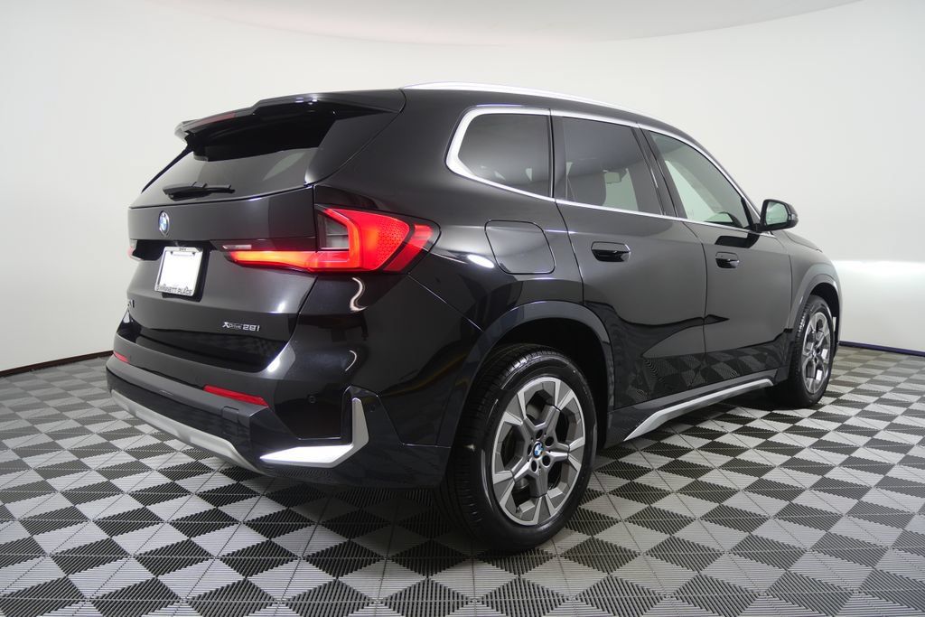 Certified 2025 BMW X1 xDrive28i AWD/4WD image 5