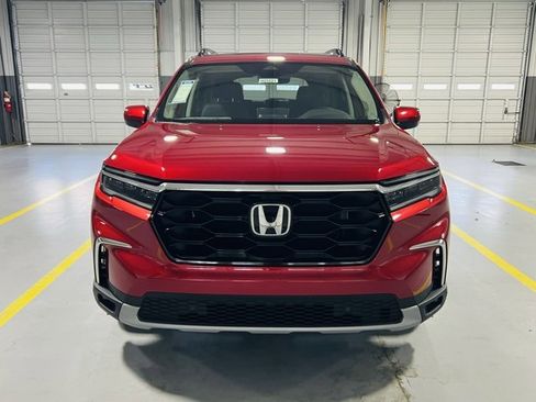 New 2025 Honda Pilot Touring image 15