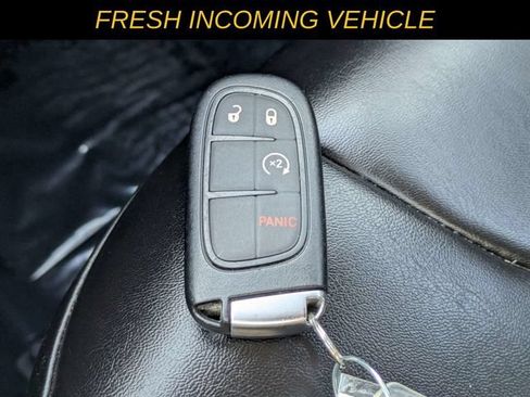 Used 2022 Jeep Cherokee Trailhawk w/ Sound & Nav Group AWD/4WD image 28