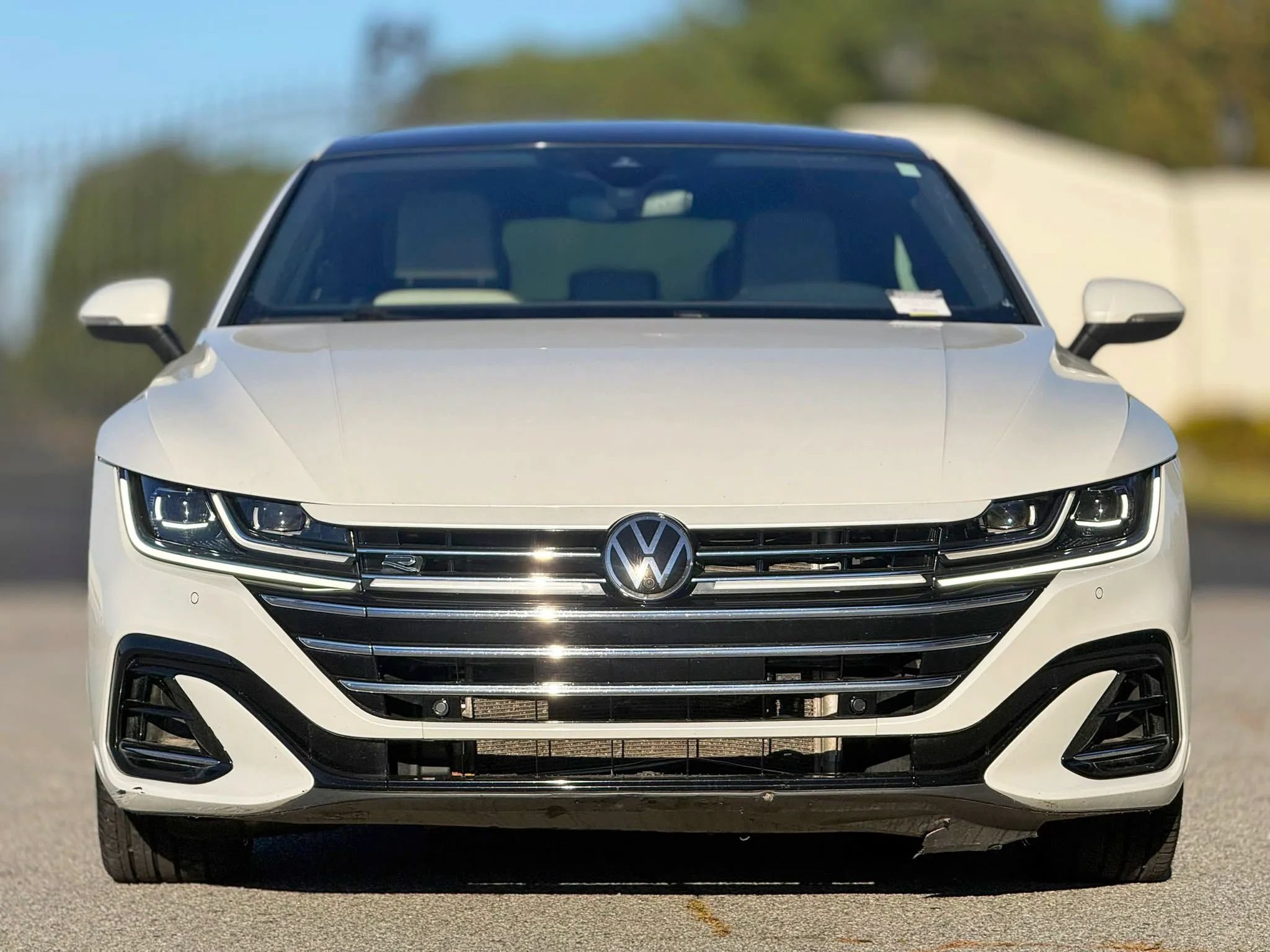 Used 2023 Volkswagen Arteon SEL Premium AWD/4WD image 3