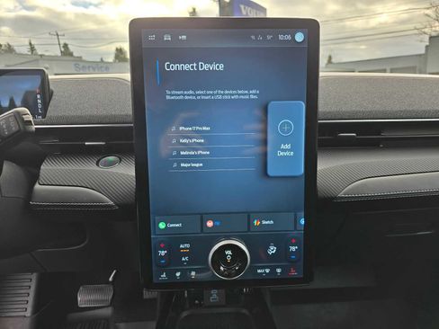 Used 2022 Ford Mustang Mach-E Premium image 26