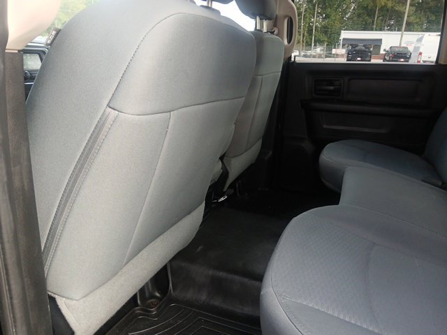 Used 2015 RAM 3500 Tradesman w/ Chrome Appearance Group AWD/4WD image 16