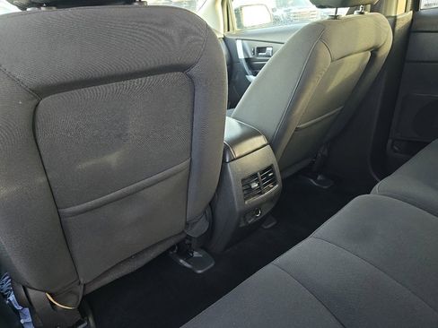 Used 2013 Ford Edge SE image 18