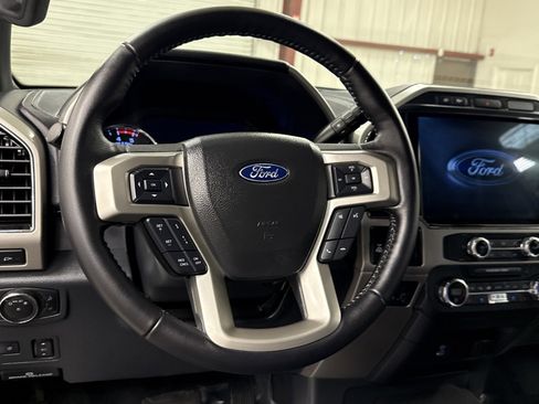Used 2022 Ford F250 Lariat w/ Lariat Ultimate Package image 8