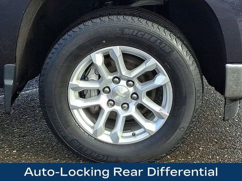 Used 2022 Chevrolet Silverado 1500 LT image 12