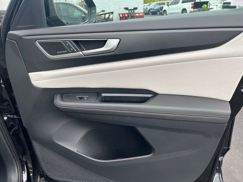 Used 2024 Volkswagen Atlas Cross Sport SEL Premium R-Line image 12