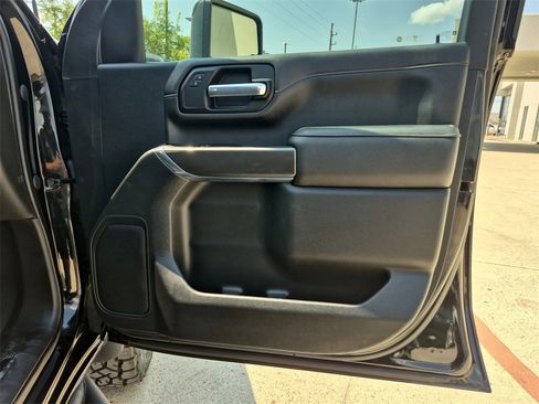 Used 2022 GMC Sierra 2500 AT4 image 24