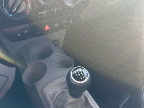 Used 2001 Volkswagen Beetle GLS image 11