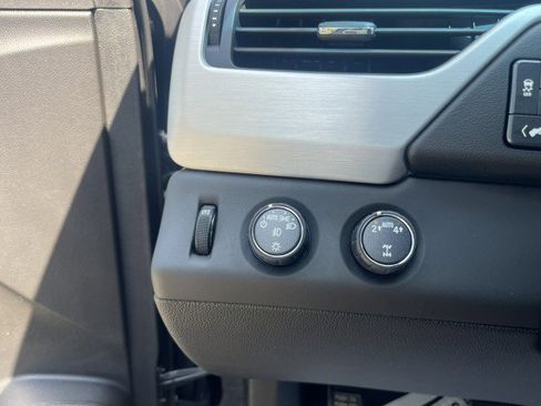 Used 2019 GMC Yukon SLT image 29