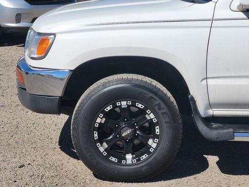 Used 1997 Toyota 4Runner SR5 image 9