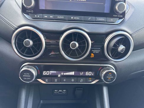 Used 2020 Nissan Sentra SV FWD image 19