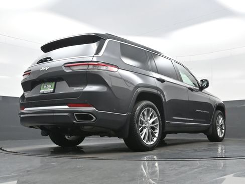 Used 2025 Jeep Grand Cherokee L Summit w/ MOPAR Finishing Package AWD/4WD image 36