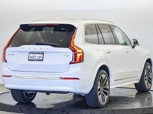 Certified 2025 Volvo XC90 T8 Plus w/ Protection Package Premier image 5