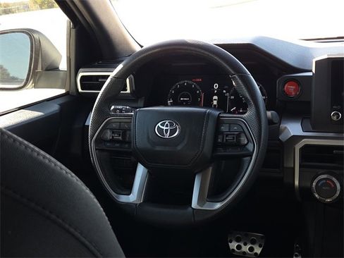 Used 2024 Toyota Tacoma TRD Sport image 15