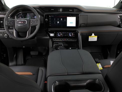 New 2026 GMC Sierra 1500 AT4 w/ AT4 Premium Package AWD/4WD image 12