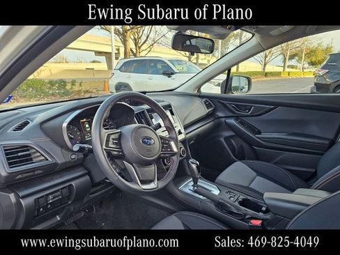 Used 2023 Subaru Crosstrek 2.0i Premium image 5