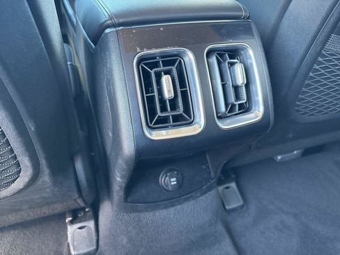 Used 2025 Kia Sorento LX FWD image 14