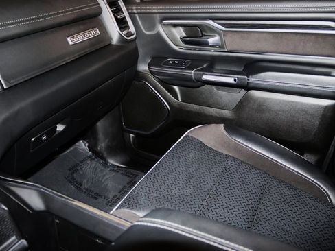 Used 2024 RAM 1500 Laramie image 56