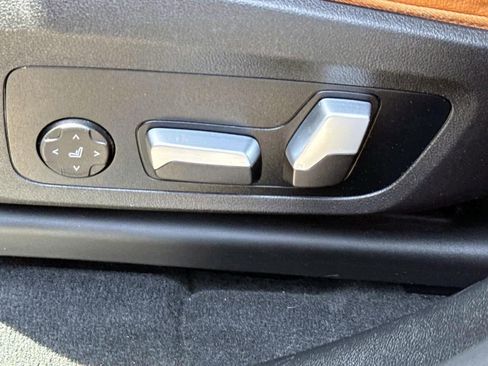 Used 2022 BMW X3 xDrive30i AWD/4WD image 14