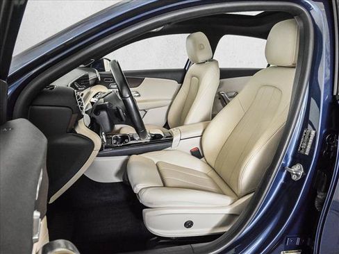 Used 2021 Mercedes-Benz A 220 4MATIC image 18