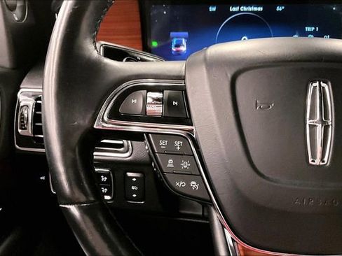 Used 2023 Lincoln Navigator L Reserve w/ Equipment Group 201A image 24