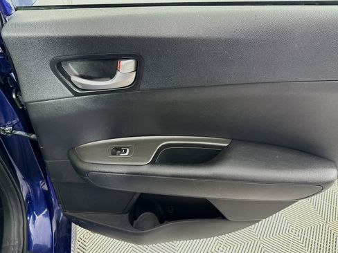 Used 2018 Kia Optima S w/ 18" Alloy Wheels Package image 23