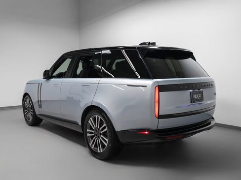 Used 2023 Land Rover Range Rover SE AWD/4WD image 52