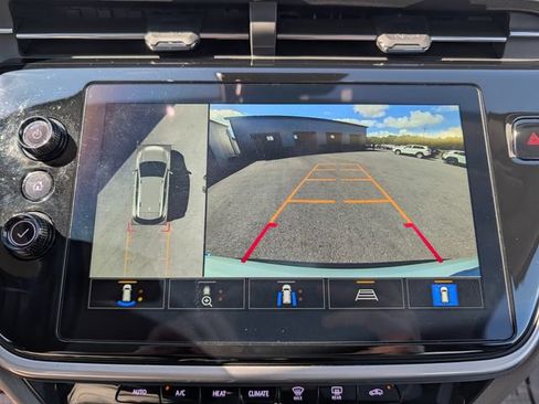 Used 2023 Chevrolet Bolt EUV Premier w/ Sun & Sound Package FWD image 27