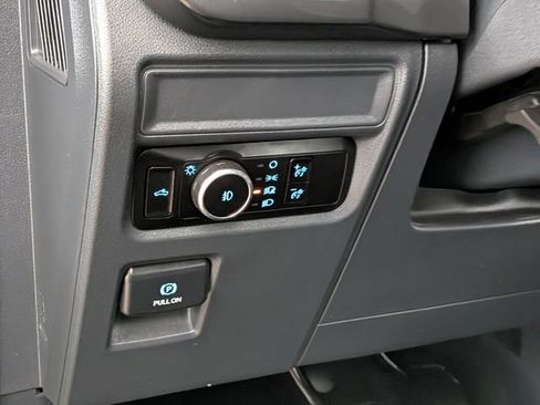 Used 2024 Ford F150 STX AWD/4WD image 15