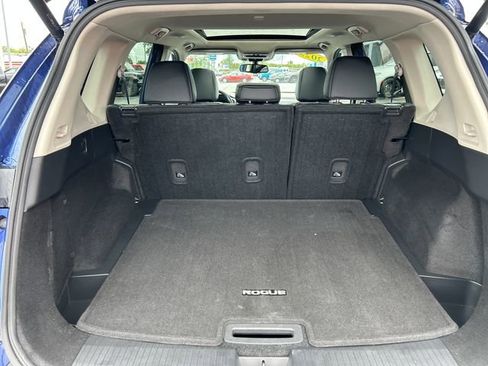 Used 2023 Nissan Rogue SL w/ SL Premium Package AWD/4WD image 6