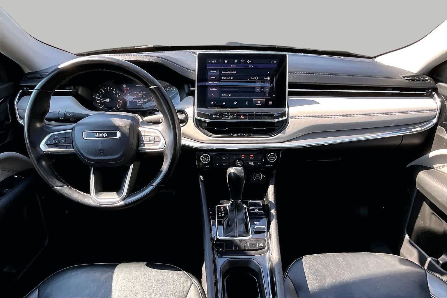 Used 2022 Jeep Compass Limited w/ Sun and Sound Group AWD/4WD image 15