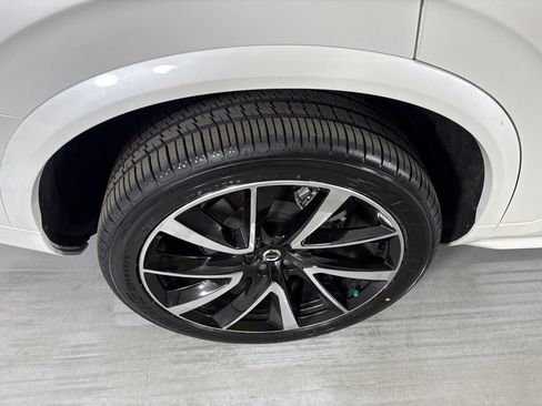 Used 2023 Volvo XC90 B6 Plus w/ Protection Package Premier AWD/4WD image 10
