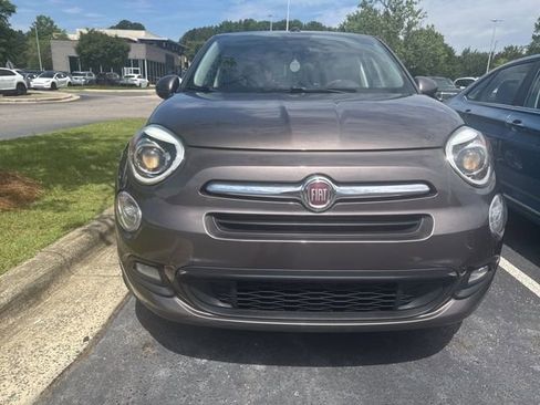 Used 2016 FIAT 500X Lounge FWD image 3