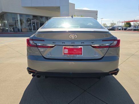 Certified 2025 Toyota Camry SE FWD image 15