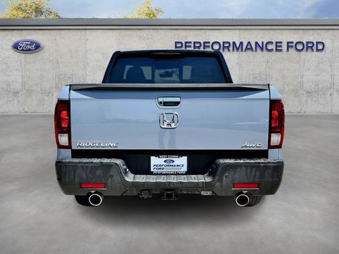 Used 2023 Honda Ridgeline Black Edition image 9