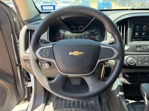 Used 2022 Chevrolet Colorado W/T w/ WT Convenience Package AWD/4WD image 19