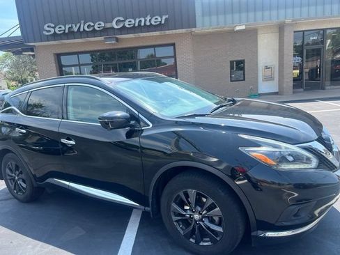 Used 2018 Nissan Murano SV w/ Premium Package AWD/4WD image 3