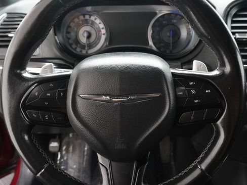 Used 2019 Chrysler 300 S RWD image 12
