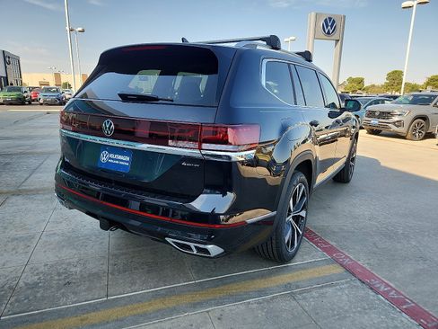 New 2026 Volkswagen Atlas SEL Premium R-Line image 7