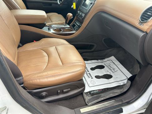 Used 2017 Buick Enclave Leather w/ Enclave Bronze Edition image 12