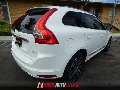 Used 2017 Volvo XC60 T5 Inscription w/ Preferred Option Package FWD image 9
