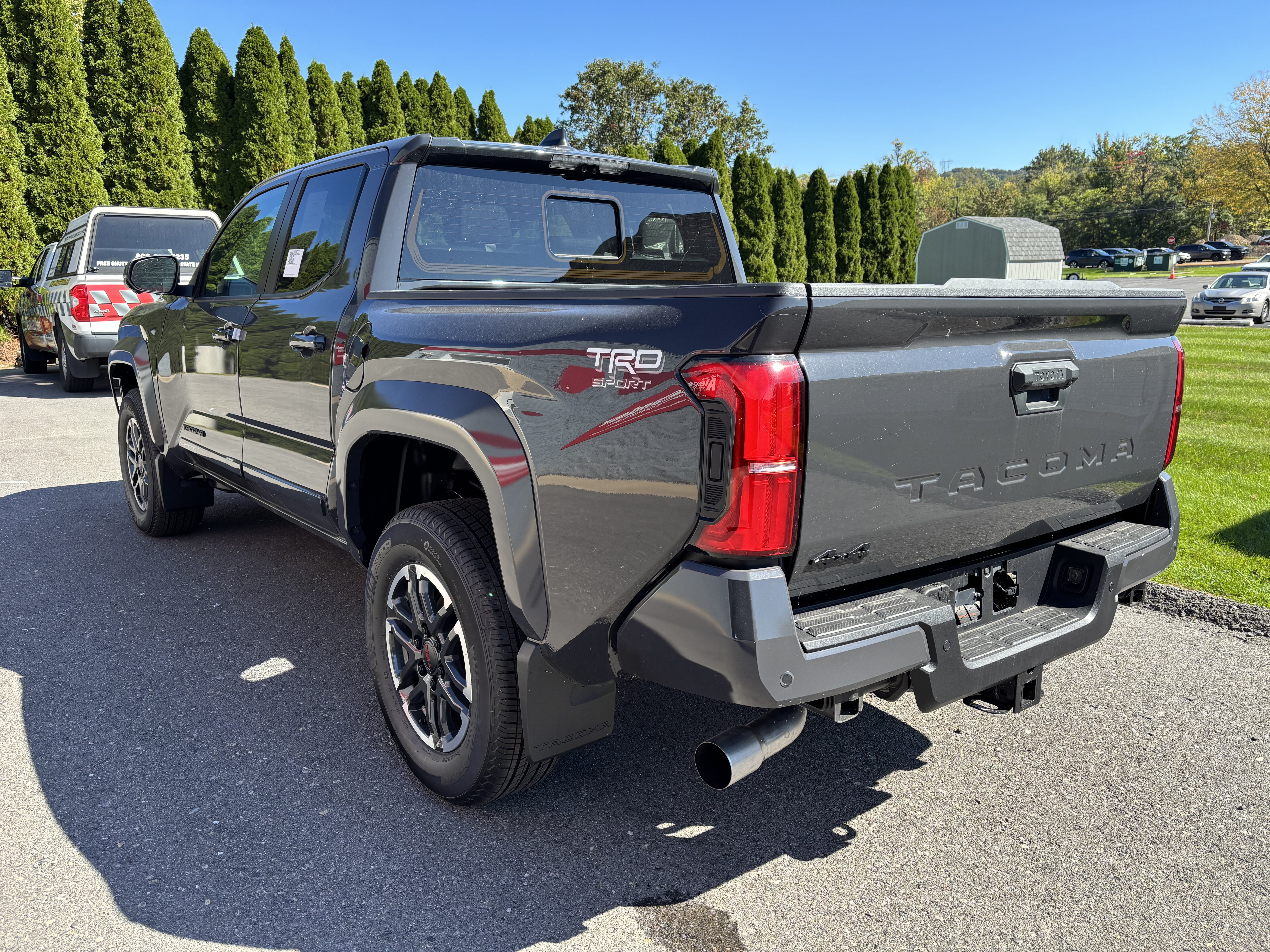 Certified 2026 Toyota Tacoma TRD Sport w/ TRD Sport Premium Package AWD/4WD image 5