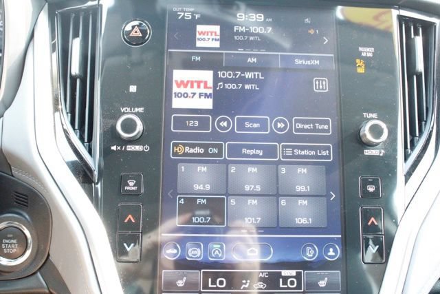 Used 2025 Subaru Outback Onyx Edition AWD/4WD image 26