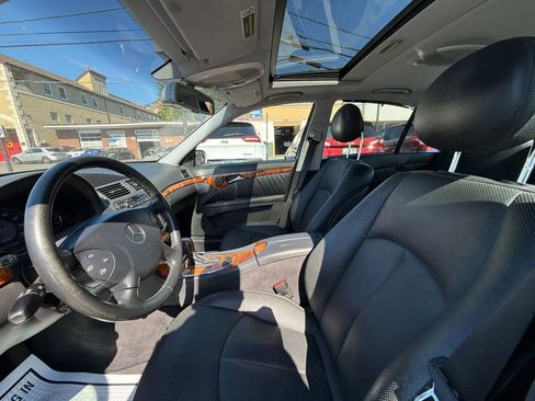 Used 2004 Mercedes-Benz E 500 4MATIC Sedan image 19