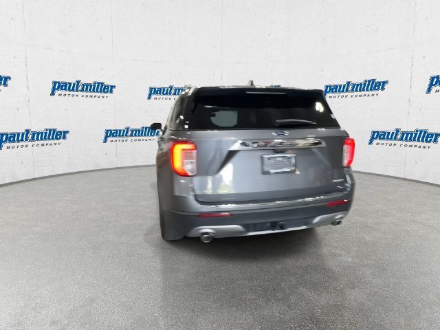 Used 2024 Ford Explorer Limited w/ Limited Technology Package AWD/4WD image 9