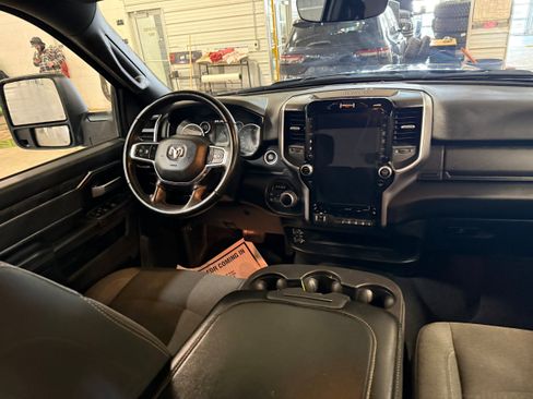 Certified 2024 RAM 2500 Big Horn w/ Sport Appearance Package image 19